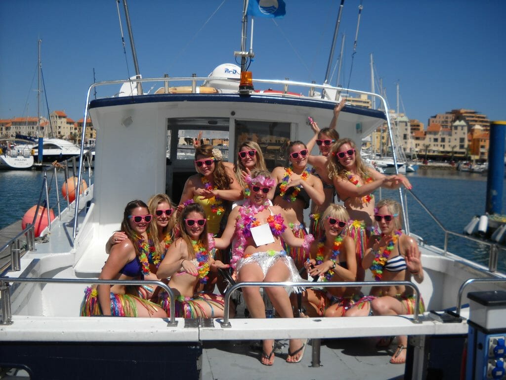 albufeira-hen-party-boat-trip-1024x768