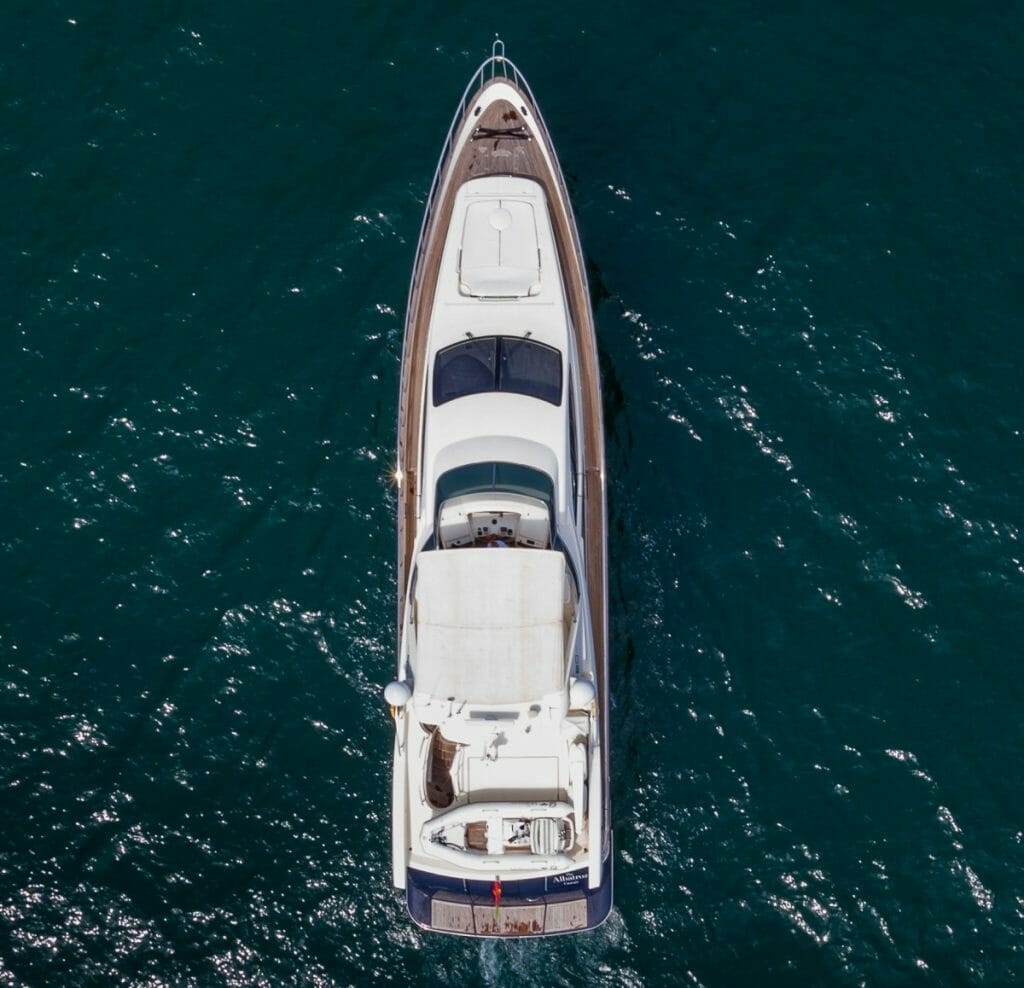 vilamoura-algarve-luxury-charter-Azimute-80-feet-1-1024x988